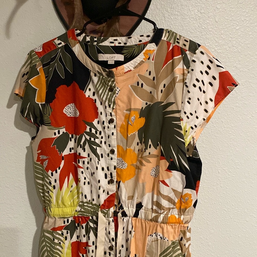 LOFT dress size 14. Comfortable with adjustable waist.